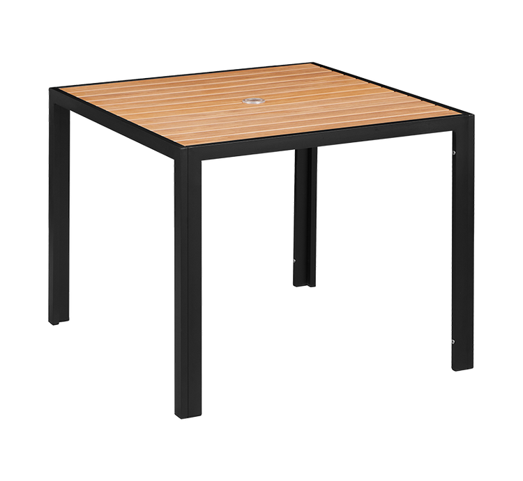 Outdoor Restaurant Tables